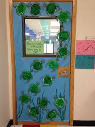 Beach pails are the perfect accessory for your ocean and beach themed classroom! Ocean Themed Classroom Door Decorations Arte Inspire