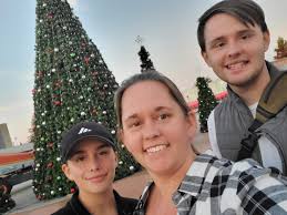 Missing the wee man, he was napping but we got 5 of the 6. Happy  thanksgiving everybody. Enjoy, rest and be renewed!