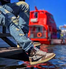 However, the design choices made make a world of difference to the timeless silhouette. Aj1 Travis Scott Jordan Casual Shoes Discount Nike Shoes Jordans Girls
