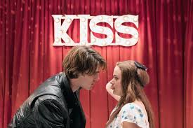 If so, please try restarting your browser. New The Kissing Booth Book Sequel May Hint At What S Coming In The Second Movie Teen Vogue