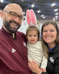 Jamie Morrison's Instagram, Twitter & Facebook