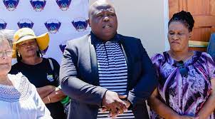 Последние твиты от chippa united fc (@chippaunitedfc). We Are Done With Old School Coaches Says Chippa United Owner Mpengesi Soccer24