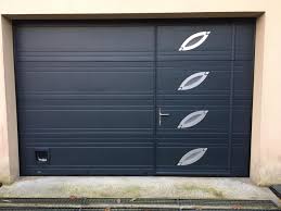 Un portillon , une motorisation, ou encore une meilleure isolation. Installation D Une Porte De Garage A Coutances Dans La Manche Socodime