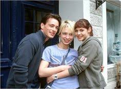 Rather than move back home, lolle decides to stay in berlin with her cousin, sven (played by jan sosniok), his best friends hart (matthias klimsa) and rosalie (sandra. 23 Berlin Berlin Ideas Berlin One Decade German Tv Shows