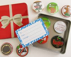 Cut one of them in half & adhere it to the bottom of one of the top. Gift Card Holder Idea With Easy Magnet Diy Bren Did