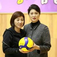 유애자 감독관은 여자배구 해설위원 경험이 풍부하고 다양하다. Uopdjgiqlfhjdm