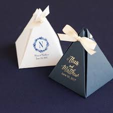 Dare Not To Be Square These Personalized Pyramid Favor Boxes Have A One Of A Kind Shape Affordable Wedding Favours Wedding Favors Fall Creative Wedding Favors