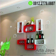 Sesuai namanya, ruang tamu adalah ruangan di rumah yang digunakan untuk menyambut tamu yang datang. 55 Ide Rak Dinding Kayu Minimalis Jual Rak Dinding Minimalis Wa 0812 2778 0887 Rak Dinding Dinding Kayu Rak