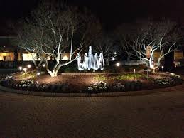 Neutron Fixtures Making The Difference Led Landscape Lighting Outdoor Landscape Lighting Unique Lighting