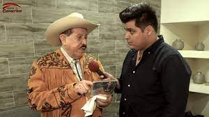 Una pequeña entrevista con una leyenda grande de la música norteña. 🤠 Los  Cadetes De Linares De Rosendo Cantu Oficial. ¡Checa el video! 👇🏻  #DesdeElCamerino | Domo Care | Facebook