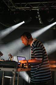 Join free & follow mixes by other djs. Dj Shadow