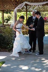Wearing Converse At A Wedding How Cute Dress With Converse Elegant Wedding Dress Wedding Converse