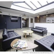 Profitez Des Soldes Pour Vous Offrir Une Salle D Attente Design Ce Canape New York Presente Le Meilleur Du De Salle D Attente Canape 3 Places Canape New York