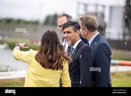 left to right) Kerry O'Neill Plant Manager, Simon Roddy Shell Senior Vice  President, Prime Minister Rishi Sunak and Alister Jack Secretary of State  for Scotland during a visit to Shell St Fergus