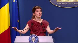 În anul 2017 a fost consilierul ministrului pentru mediul de. 6 9 17 Briefing De PresÄ SusÈinut De PurtÄtorul De Cuvant Al Guvernului Alina Petrescu Youtube