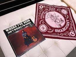 Leisa Austin (@leisalovesart) • Threads, Say more