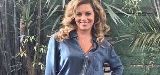 Yuyuniz navas de caso ретвитнул(а) agricultura. Foto Yuyuniz Navas Sorprende Con Fotografia En Bikini Y Espiritual Reflexion Mamas Bellas Noticias De Mujeres Mamas Bellas Noticias De Mujeres