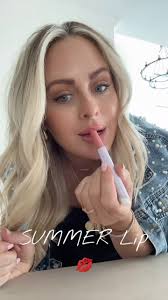 Okkkk kinda obsessed with this new summer lip color/combo! It is the new  lip vinyl shimmer from @tartecosmetics! 💋💄, I LOVE it! Has lasted and  feels amazing on! *not sponsored just a love for lip ...