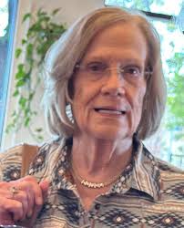 It's not Suzanne related, but it is very Suzanne related. Hold your people  close! We never know what tomorrow brings. Holiday blessings to everyone. ￼ 