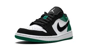 It's made for casual mode, with an iconic design that goes with everything and never goes out of style. Air Jordan 1 Low Mystic Green 553558 113