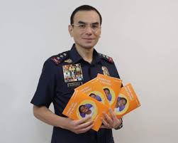 Following cascolan's appointment as pnp chief, lt. This Christmas Lt Gen Guillermo Eleazar Has Special Gifts To Four Kids Onenews Ph