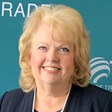 Sharon Pyle's Instagram, Twitter & Facebook