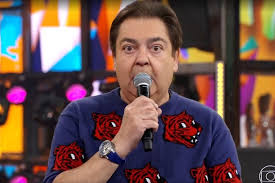 Começou a carreira aos 15 anos de idade, como repórter da rádio centenário de araras, no interior de são paulo. Faustao Faz Aniversario E Idade Do Apresentador Choca A Internet