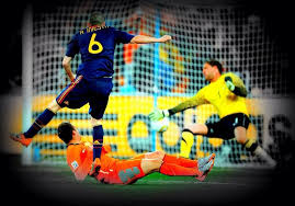 España campeon del mundial sudafrica 2010 !! Dosis Futbolera On Twitter Sports Memes Iniesta Sports