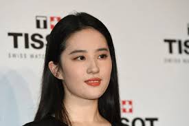 Where's Mushu?' After Debut of Live-Action 'Mulan' Trailer, Fans Upset by  Beloved Character's Absence