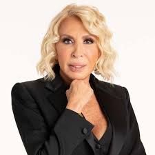 La conductora compartió un imagen en instagram donde luce un peculiar atuendo y sus seguidores la compararon con la diva del pop, lady gaga. Interpol Emite Ficha Roja De Localizacion Contra Conductora De Television Laura Bozzo Mundo Gestion