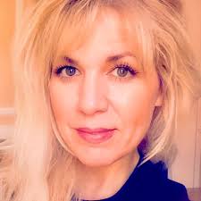 Two Empty Cradles: My Story: Neely, Lisa Marie: 9798311681124: Amazon.com:  Books