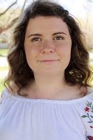 Emily Kniffen's Instagram, Twitter & Facebook