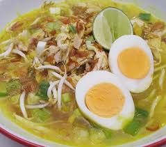 Place the chicken in a large stock pot with half each of the shallots. Soto Ayam Indonesian Recipe On We Heart It