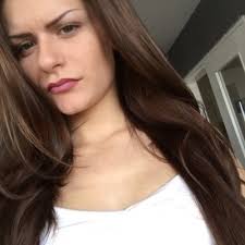 Lea Boucher (@LeaBcr)