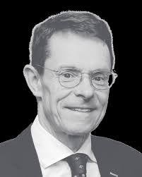 Amanda Clover's Instagram, Twitter & Facebook