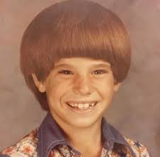 This is me in 1973 with the long dark hair, still alive 😂 we thoroughly  enjoyed our momentes occasion ⚽ my name was Jan Forkgen 💃