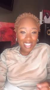 Leon Thomas Sings 'Mutt' Live from NPR's Tiny Desk