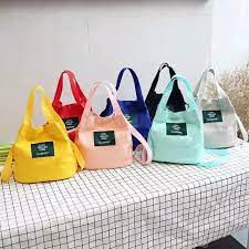 Untuk membantu anda memilih tas yang berkualitas, berikut akan diulas 10 rekomendasi merk tas wanita multifungsi, bisa digunakan sebagai tas selempang dan tas jinjing. Tas Selempang Wanita Murah Tas Traveling Canvas Shopee Indonesia