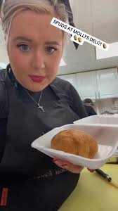 SHOULD WE INVEST IN A SPUD MACHINE AT MOLLYS DELI?! 🥔🥔🥔🥔😜😜😜  #mollysdeli#spud#spudarmy#bakedspud#bakedpotato#potatos#spudman#spudmanarmy#chickencurry#curry#foodtok#fastfoodtiktok#takeaway#viral#fyp