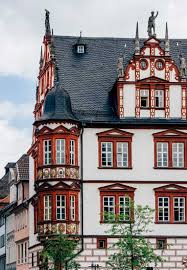 Coburg liegt im bundesland bayern und ist eine kreisfreie stadt im regierungsbezirk oberfranken sowie sitz des landratsamtes coburg. Coburg Tipps Von Schmatzchen Bierchen Und Likorchen Reisehappen