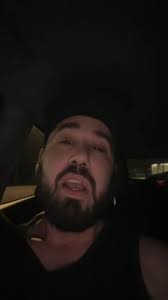 Jonathon Thomas Pinheiro (@heyyyitsjonathon)