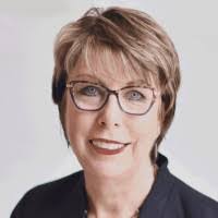 Janet Michel's Instagram, Twitter & Facebook