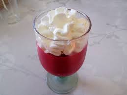 Les Mousses Aux Fruits Rouges Une Recette Legere Mousse De Fruits Rouges Mousse Fruit Recette Legere