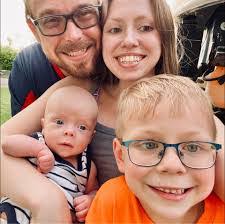 Lilly Sapp's Instagram, Twitter & Facebook