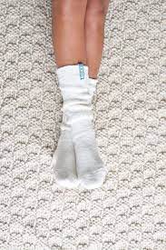Casual Woman Outfit With White Wool Knee High Soxs