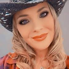 Simon pressed his Golden Buzzer for Malakai Bayoh's STUNNING singing in BGT  2023, and we can see why!