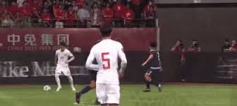 The perfect michybatshuayi dumb blooper animated gif for your conversation. Raheem Sterling Vomits Bread And Ozil Bears The Wok Funny Chinese Soccer Expressions And World Cup Memes Supchina