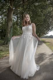 Maybe you would like to learn more about one of these? Modeca Kollektionen Brautboutique