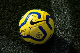 As long as the ball ends up in the back of the net, supporters will. Nike Launch The Hi Vis Merlin 19 20 Premier League Ball Soccerbible