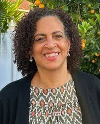 Paula Randle's Instagram, Twitter & Facebook